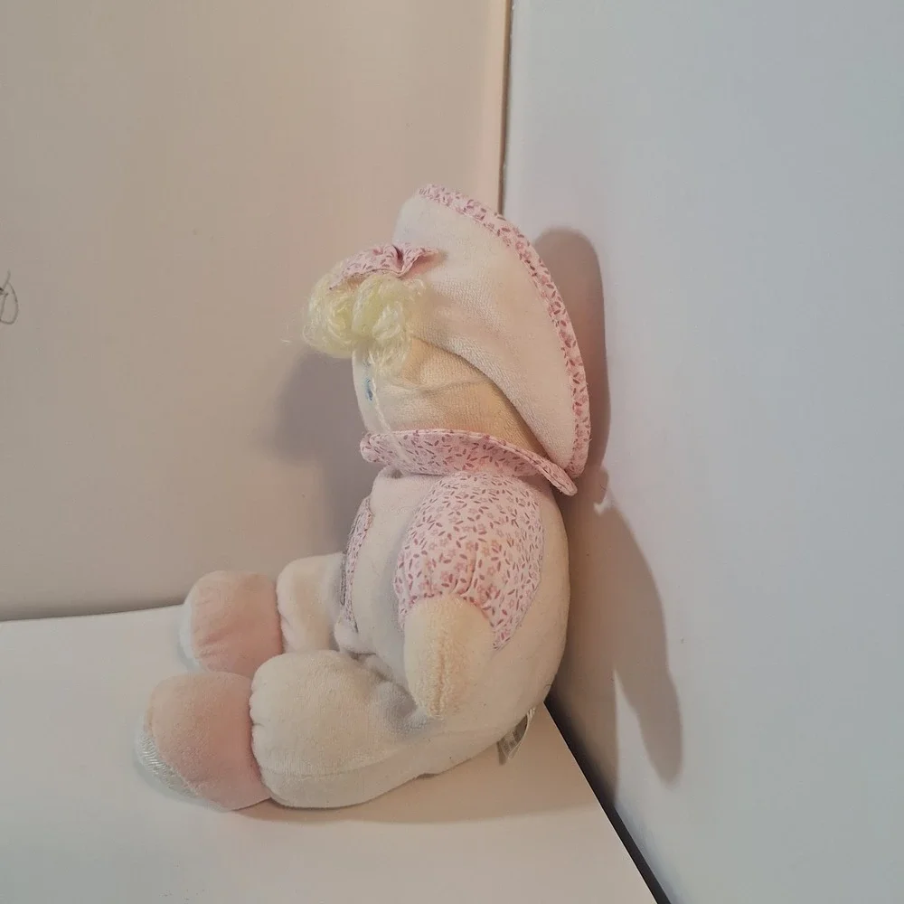 Carter's by Prestige Toy Corp. Vintage Baby Doll Rattle Blonde Hair Plush‎